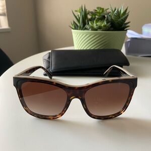 Chanel tortoise brown beige wayfarer sunglasses 5418 oversized case cateye